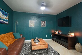 Saint Joseph Suites Down Town Tampa