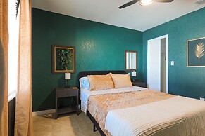 Saint Joseph Suites Down Town Tampa