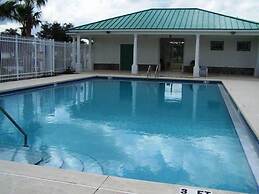 Charming Home With Private Pool and Electric Fire Place! #4bc110