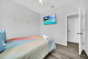 Charming Home With Private Pool and Electric Fire Place! #4bc110