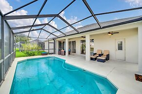 Charming Home With Private Pool and Electric Fire Place! #4bc110