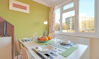 Brunswick Fab Pad - 2 Bedroom 2 Bathroom Garden View Balcony