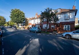 Brunswick Fab Pad - 2 Bedroom 2 Bathroom Garden View Balcony