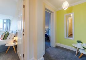 Brunswick Fab Pad - 2 Bedroom 2 Bathroom Garden View Balcony