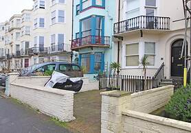 Beside the Seaside Apartment - Sleeps 2 to 4 Guests - Fast Wifi