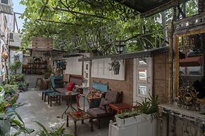 Elia Boutique Hostel & Apart-Hotel