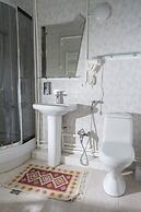 Elia Boutique Hostel & Apart-Hotel