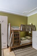 Elia Boutique Hostel & Apart-Hotel