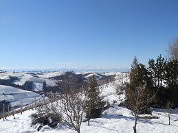 Ca der Forn the Bread Oven House in Cascina Bricchetto Langhe - Italy