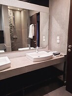 Contemporary Apartment