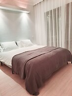 Contemporary Apartment