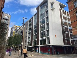 Zenith City Centre Apartment - Stay Longer and Save