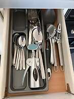 Zenith City Centre Apartment - Stay Longer and Save