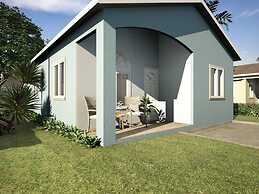 Escape to Paradise Brand New Bungalow With Ocean View in Discovery Bay