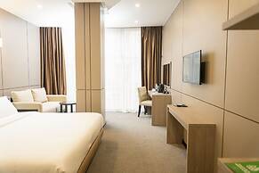 Central Park Resident