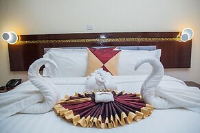 Lion Luxury Suites