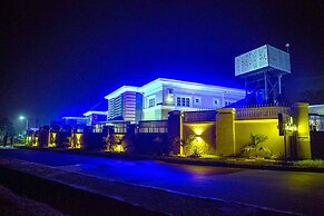 Lion Luxury Suites