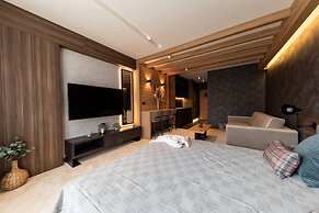 Aparthotel SPA Woodside by Anaya