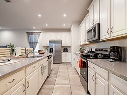 Elegant 9-bedroom Villa Close To Disney! 9 Villa by RedAwning