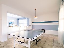 Elegant 9-bedroom Villa Close To Disney! 9 Villa by RedAwning