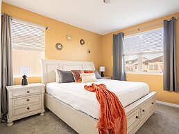 Elegant 9-bedroom Villa Close To Disney! 9 Villa by RedAwning