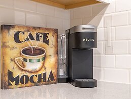 Elegant 9-bedroom Villa Close To Disney! 9 Villa by RedAwning