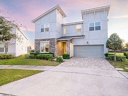 Elegant 9-bedroom Villa Close To Disney! 9 Villa by RedAwning