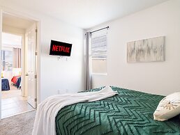 Elegant 9-bedroom Villa Close To Disney! 9 Villa by RedAwning