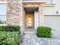 Elegant 9-bedroom Villa Close To Disney! 9 Villa by RedAwning