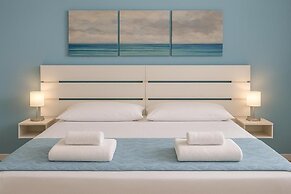 Iris Rooms