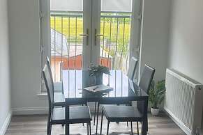 Cozy Lanarkshire Apartment With a View