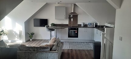 Cozy Lanarkshire Apartment With a View