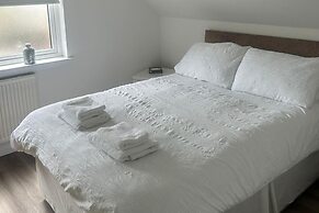 Cozy Lanarkshire Apartment With a View