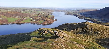 Cozy Lanarkshire Apartment With a View