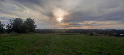 Cozy Lanarkshire Apartment With a View