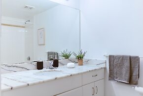 Amazing Studio Apt BRICKELL With pool