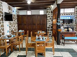 Maidith Galapagos Inn