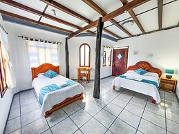 Maidith Galapagos Inn