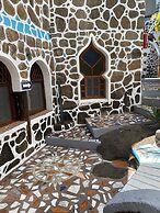 Maidith Galapagos Inn