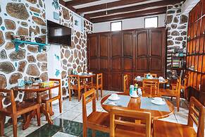 Maidith Galapagos Inn