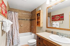 Settler's Creek #6563 by Summit County Mountain Retreats