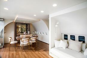 Private Jet Villa