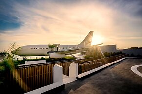 Private Jet Villa