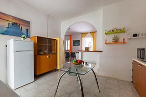 2519 Villa Domy by Barbarhouse