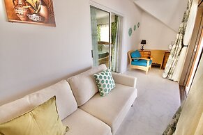 Sea Splash & La Petite Maison