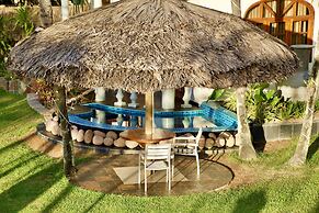 Sea Splash & La Petite Maison