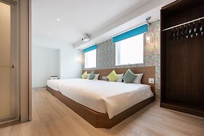 Karaksa Hotel Colors Tokyo Yaesu