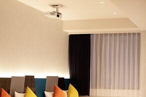 Karaksa Hotel Colors Tokyo Yaesu