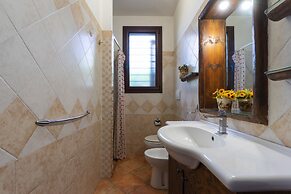 2439 Villa Maresole by Barbarhouse