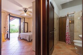 2439 Villa Maresole by Barbarhouse